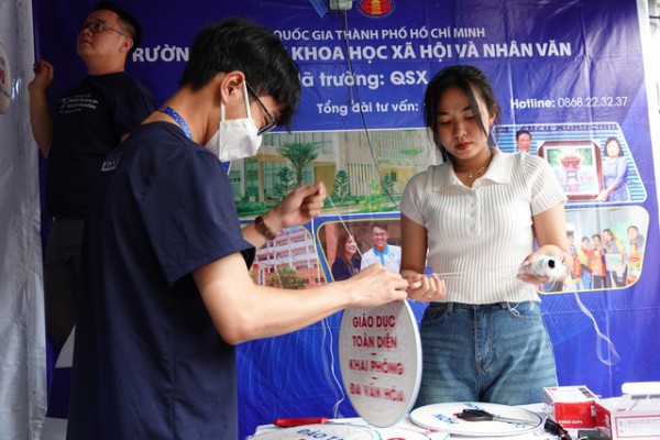 Khai mạc chương trình Tư vấn mùa thi năm 2023: Định hướng chọn ngành phù hợp