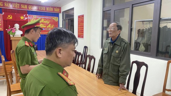 Lãnh đạo phường ký lùi giấy tờ 10 năm giúp doanh nghiệp 