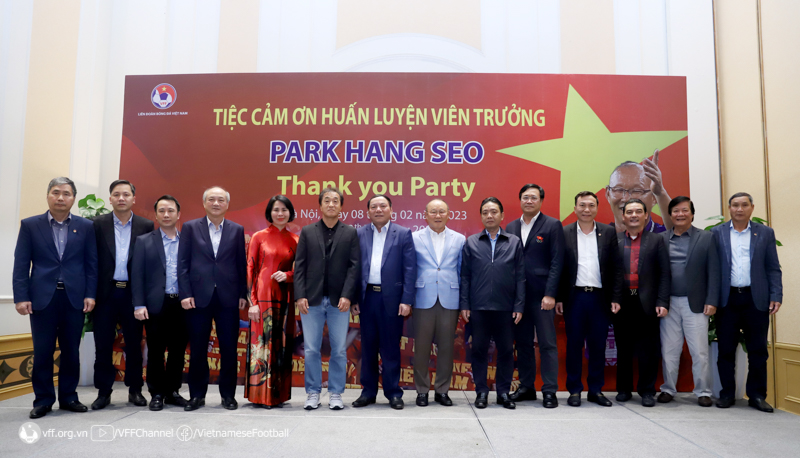 LĐBĐVN tổ chức tiệc cảm ơn HLV trưởng Park Hang Seo