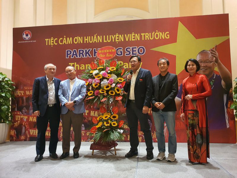 LĐBĐVN tổ chức tiệc cảm ơn HLV trưởng Park Hang Seo