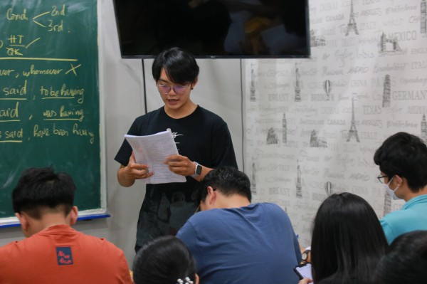 Luyện thi IELTS trong bao lâu để được tuyển thẳng đại học, có học bổng? Luyện thi IELTS trong bao lâu để được tuyển thẳng đại học, có học bổng?