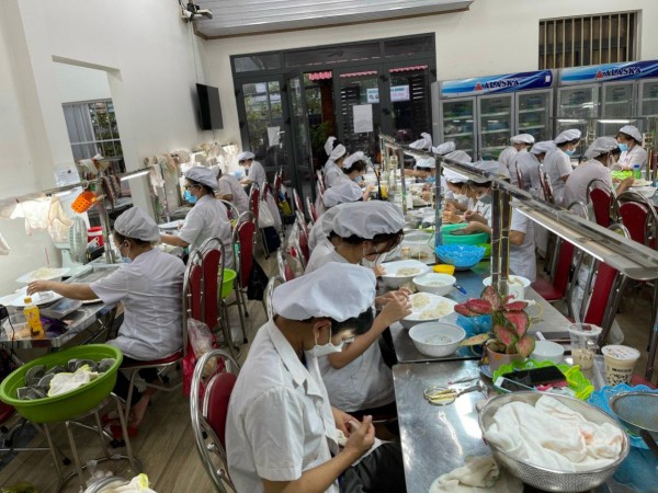 Nhà yến vướng quy hoạch, thanh long sang Nhật phải có bản quyền Nhà yến vướng quy hoạch, thanh long sang Nhật phải có bản quyền