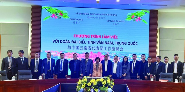 Phát triển logistics hành lang kinh tế Việt - Trung Phát triển logistics hành lang kinh tế Việt - Trung