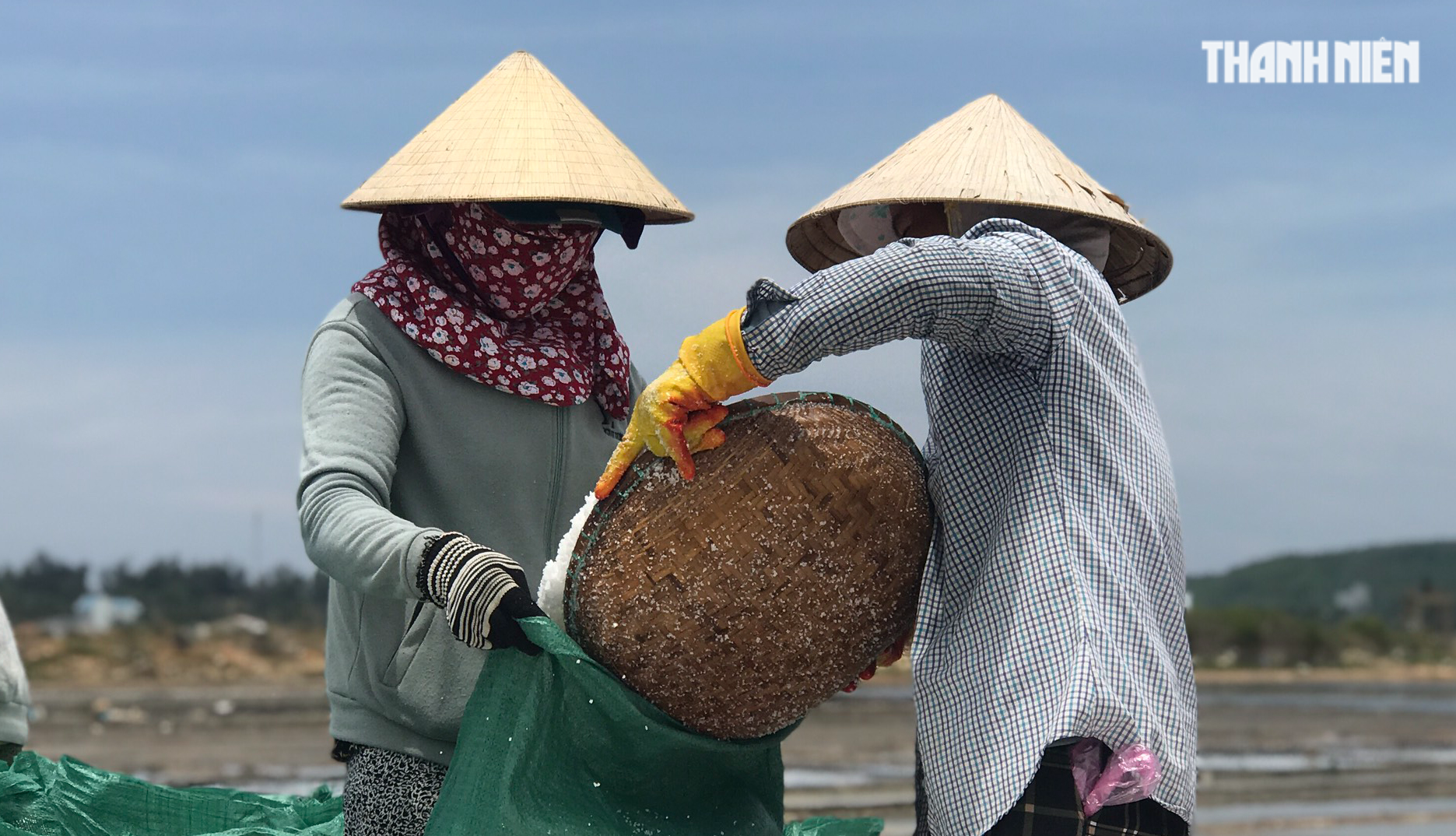 Quảng Ngãi: Giá muối tăng kỷ lục, diêm dân không có muối để bán