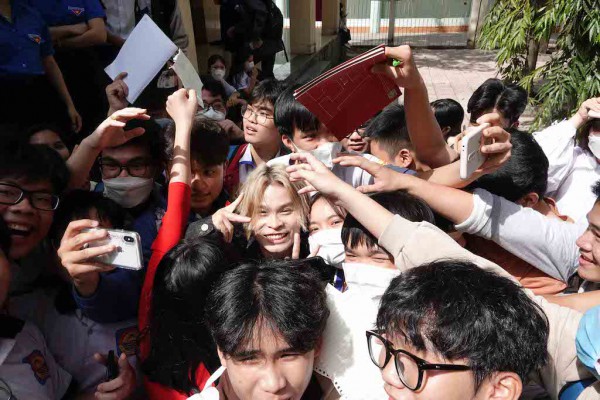 Seachains ngây ngất ở Đồng Nai Seachains ngây ngất ở Đồng Nai