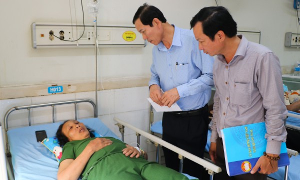 Tai nạn nghiêm trọng ở Quảng Nam: Hỗ trợ gia đình các nạn nhân