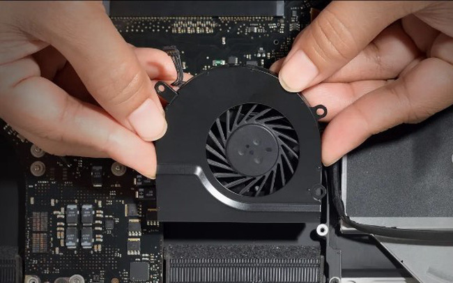 Tại sao một số máy tính cần quạt?