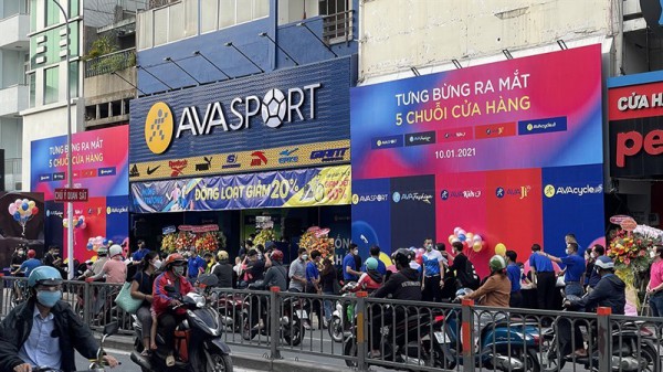 Thế Giới Di Động "mạnh tay" đóng cửa chuỗi Bluetronics