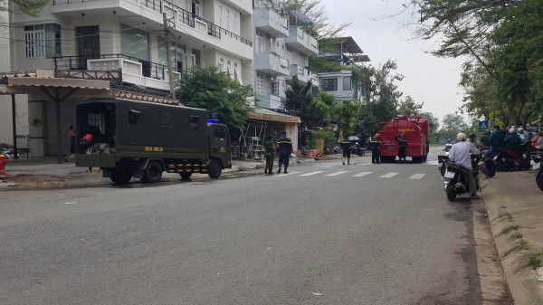 TP.HCM: Cháy cửa hàng khăn giấy, thiêu rụi nhiều tài sản