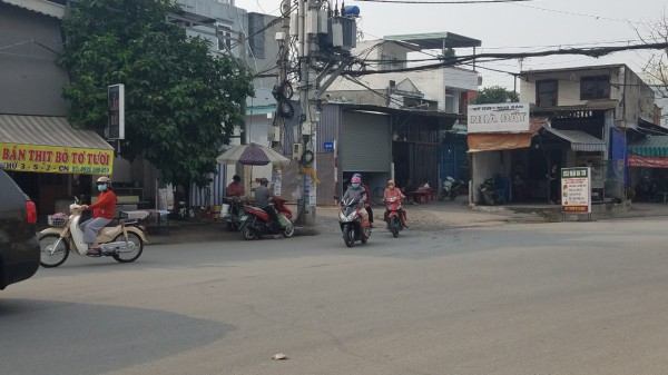 TP.HCM: Điều tra vụ đập phá ô tô tại Q.Bình Tân