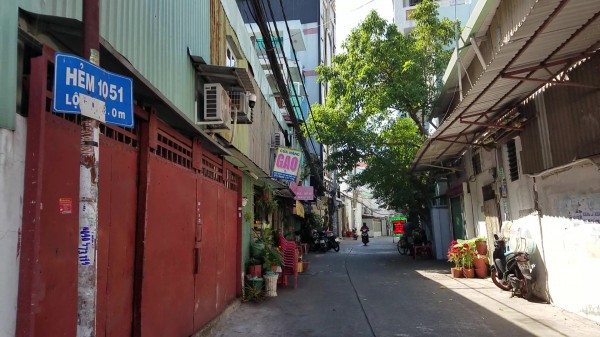 TP.HCM: Trộm chốt cửa, đột nhập nhà dân trong hẻm lấy đi nhiều tài sản