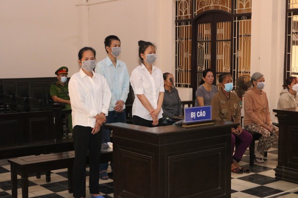Trà Vinh: Nhân viên bưu điện làm giả sổ lãnh tiền, chiếm đoạt hơn 1,8 tỉ đồng Trà Vinh: Nhân viên bưu điện làm giả sổ lãnh tiền, chiếm đoạt hơn 1,8 tỉ đồng