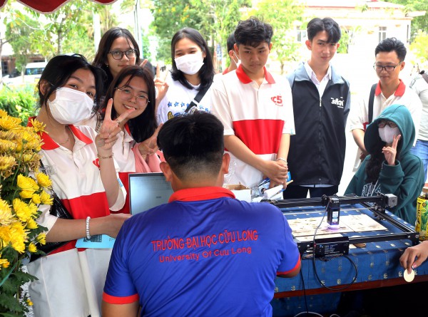 Trường ĐH Cửu Long có kỳ tuyển sinh riêng cho khối ngành sức khỏe Trường ĐH Cửu Long có kỳ tuyển sinh riêng cho khối ngành sức khỏe