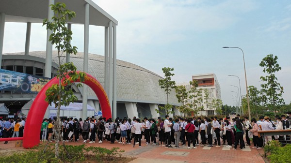 Tư vấn mùa thi ở ngôi trường Tư vấn mùa thi ở ngôi trường