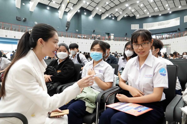 Tư vấn mùa thi ở ngôi trường Tư vấn mùa thi ở ngôi trường