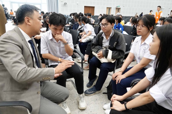 Tư vấn mùa thi ở ngôi trường Tư vấn mùa thi ở ngôi trường