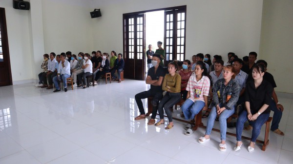 Tuyên án tử hình bị cáo giết 2 mẹ con người tình tại Bình Phước Tuyên án tử hình bị cáo giết 2 mẹ con người tình tại Bình Phước