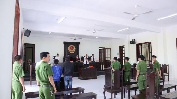 Tuyên án tử hình bị cáo giết 2 mẹ con người tình tại Bình Phước Tuyên án tử hình bị cáo giết 2 mẹ con người tình tại Bình Phước