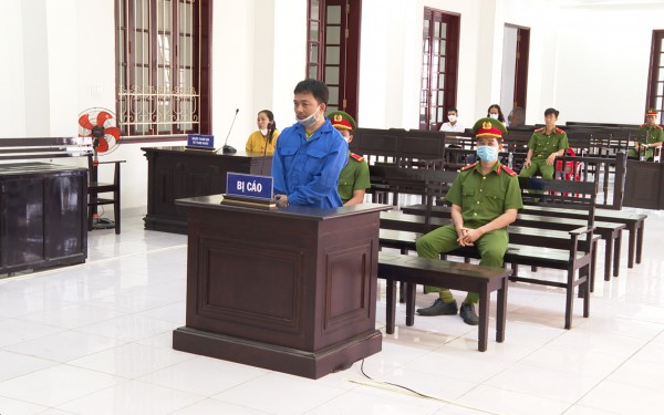 Vĩnh Long: Bán ma túy và tàng trữ súng, đạn, lãnh 20 năm tù Vĩnh Long: Bán ma túy và tàng trữ súng, đạn, lãnh 20 năm tù