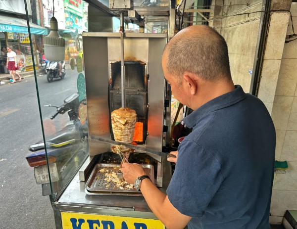 Nổi tiếng bánh mì kebab Thổ Nhĩ Kỳ 