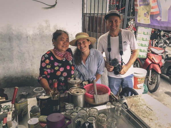 Quán cà phê vợt bếp lửa hơn 40 năm giữa trung tâm Đà thành