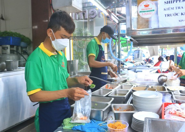 Hàng quán nổi tiếng muốn đăng ký độc quyền nhãn hiệu: Lợi gì và thực hiện thế nào?