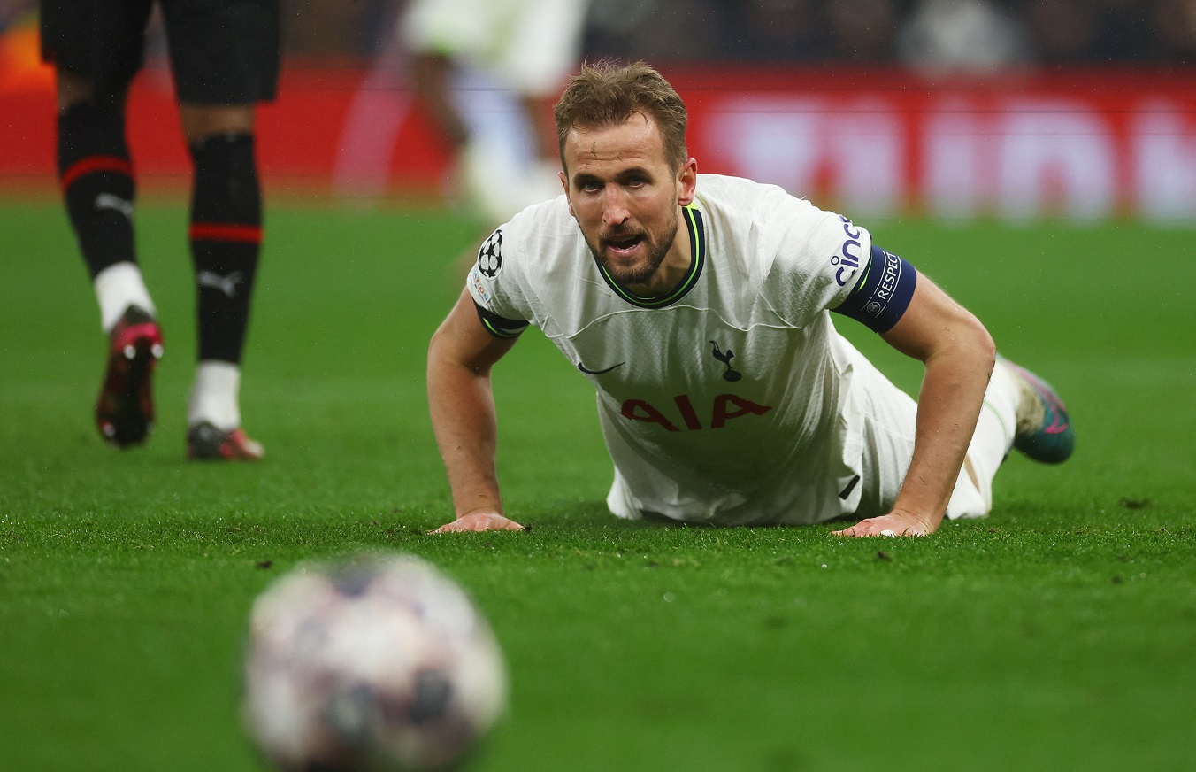 HLV Conte hé lộ khả năng bị sa thải sau khi Tottenham bị loại khỏi Champions League