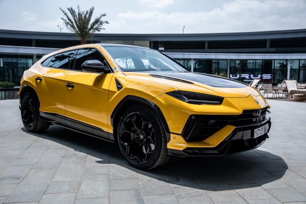 Lamborghini Urus dính nhiều lỗi gây cháy nổ dù có giá hàng chục tỉ đồng Lamborghini Urus dính nhiều lỗi gây cháy nổ dù có giá hàng chục tỉ đồng