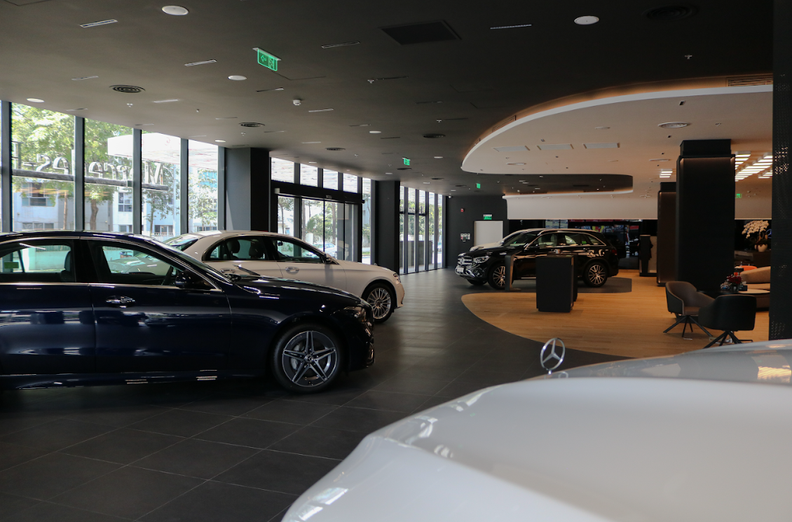 Mercedes-Benz ra mắt showroom có phòng chờ Maybach Lounge đầu tiên tại Việt Nam