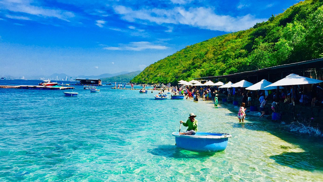 Chuyên trang du lịch bình chọn top 5 bãi biển đẹp nhất thế giới: Việt Nam lọt top 2 bãi biển - Ảnh 3.