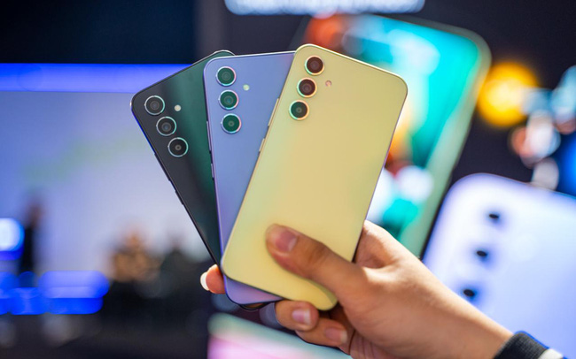 Galaxy A54 và A34 mở bán từ 1/4, giá từ 8,49 triệu đồng Galaxy A54 và A34 mở bán từ 1/4, giá từ 8,49 triệu đồng