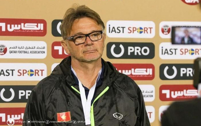 HLV Philippe Troussier nói gì sau trận thua của U23 Việt Nam?