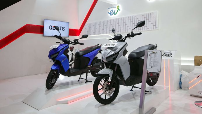 Người dân Indonesia được trợ giá gần 11 triệu đồng để mua xe máy điện Người dân Indonesia được trợ giá gần 11 triệu đồng để mua xe máy điện