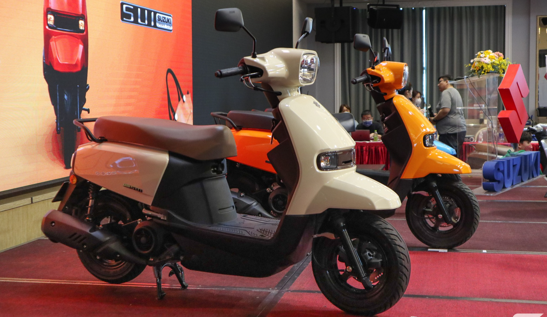 Xe tay ga Suzuki Sui 125 kiểu dáng cổ điển, giá bán ngang ngửa Honda Lead Xe tay ga Suzuki Sui 125 kiểu dáng cổ điển, giá bán ngang ngửa Honda Lead