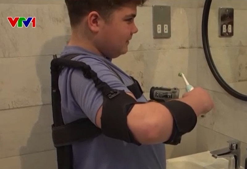 Bộ đồ hỗ trợ vận động cho những người bị teo cơ