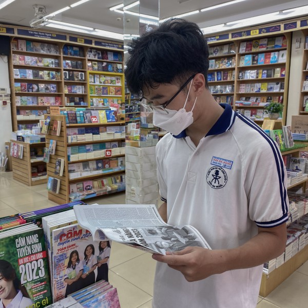 Cẩm nang tuyển sinh 2023 có gì khiến học sinh tìm đọc?