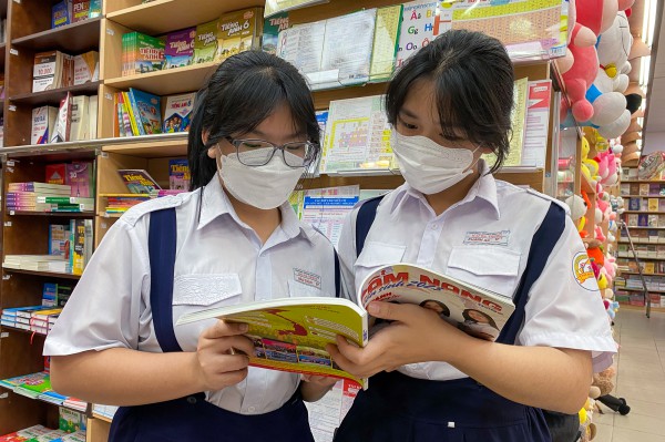 Cẩm nang tuyển sinh 2023 có gì khiến học sinh tìm đọc?