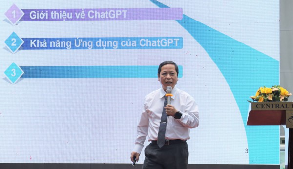 Đặt hàng nghiên cứu ChatGPT làm trợ lý ảo cho lãnh đạo TP.HCM