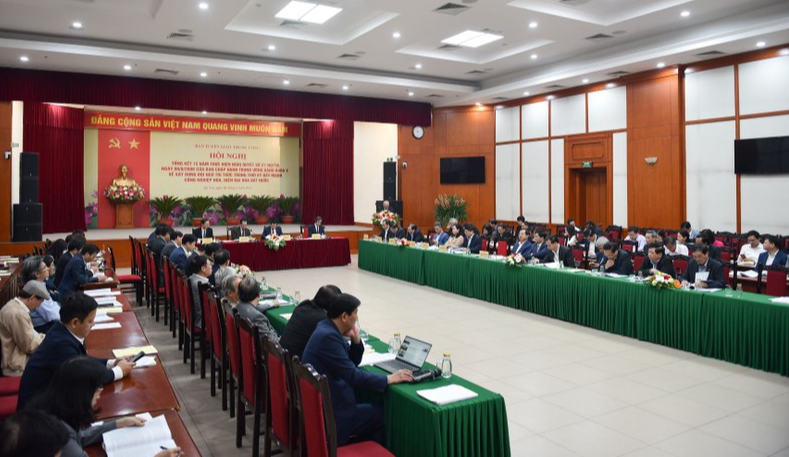 Hầu hết trường đại học Việt Nam có cơ sở vật chất ở mức dưới Hầu hết trường đại học Việt Nam có cơ sở vật chất ở mức dưới