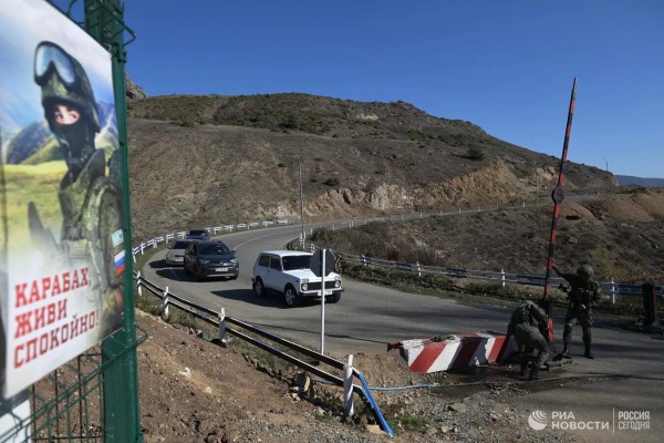 Nga kêu gọi các bên ở Nagorno-Karabakh kiềm chế