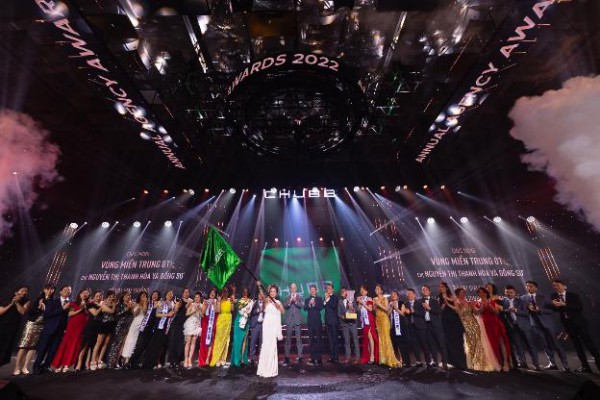 ‘Thành công khởi phát từ lòng nhân’: Khi giá trị tốt đẹp dẫn đến đỉnh vinh quang