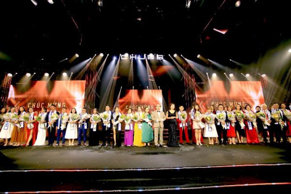 ‘Thành công khởi phát từ lòng nhân’: Khi giá trị tốt đẹp dẫn đến đỉnh vinh quang