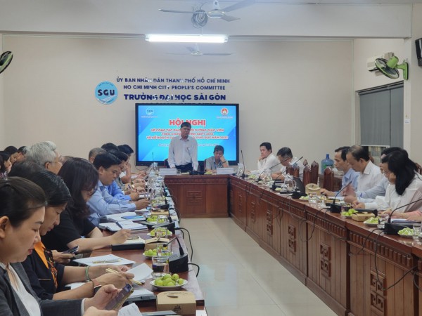 Thiếu giáo viên các môn mới: Bồi dưỡng nguồn lực hiện tại hay chờ giáo sinh? Thiếu giáo viên các môn mới: Bồi dưỡng nguồn lực hiện tại hay chờ giáo sinh?