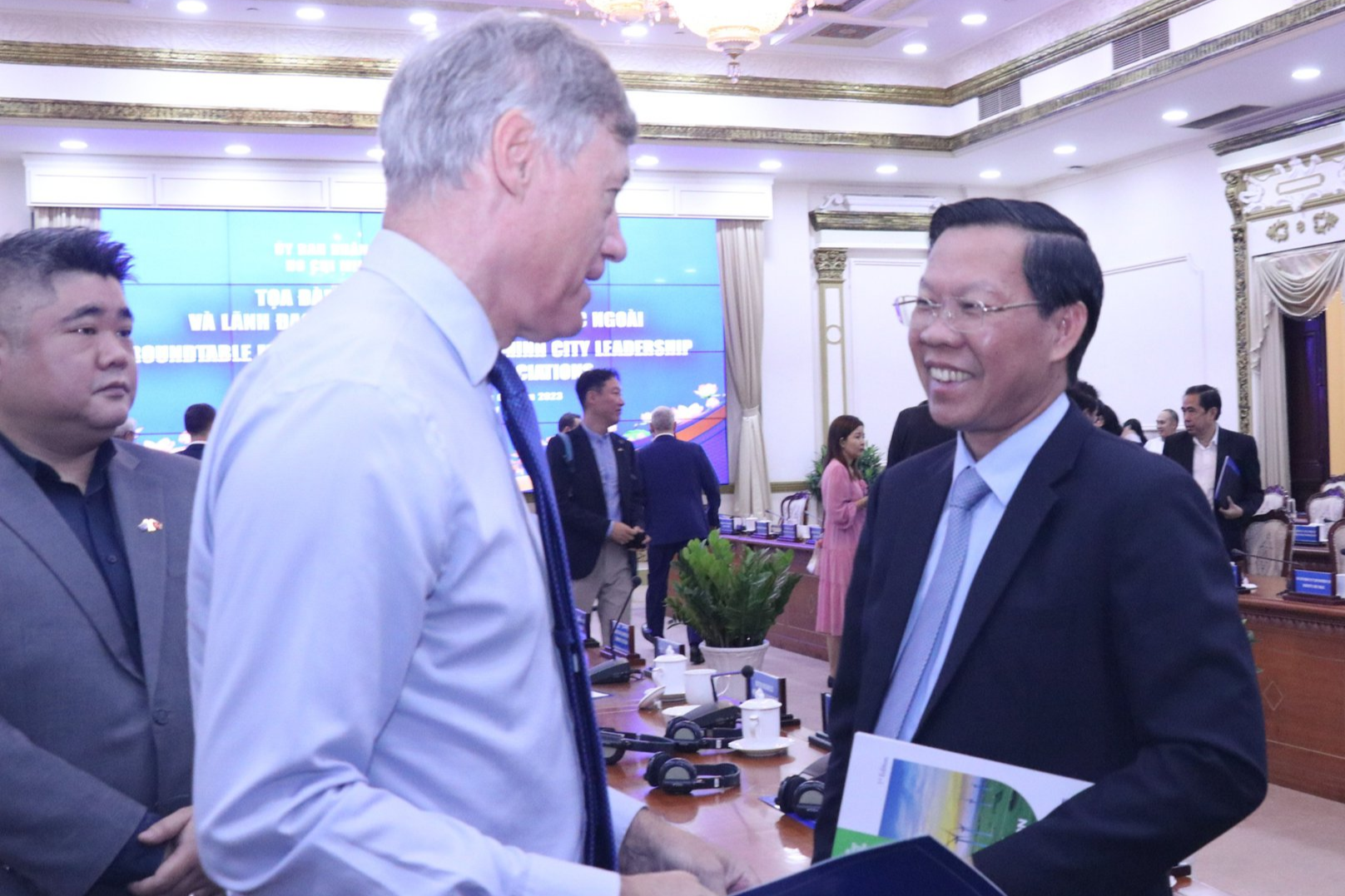 TP.HCM sẽ ưu tiên cải thiện môi trường đầu tư TP.HCM sẽ ưu tiên cải thiện môi trường đầu tư