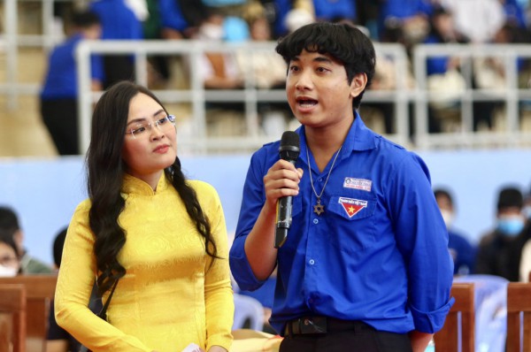 Trước làn sóng sa thải nhân sự,  học gì để thoát thất nghiệp?