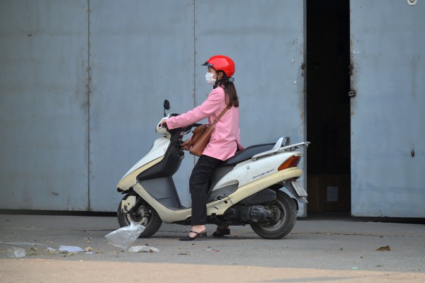 TTĐK cuối cùng nội thành Hà Nội bị khám xét, người dân ngao ngán hỏi "đăng kiểm ở đâu?"