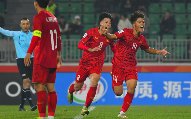 U20 Việt Nam vs U20 Iran: Quyết giành vé tứ kết! 17h00 hôm nay, 7/3 bảng B VCK U20 châu Á 2023 U20 Việt Nam vs U20 Iran: Quyết giành vé tứ kết! 17h00 hôm nay, 7/3 bảng B VCK U20 châu Á 2023