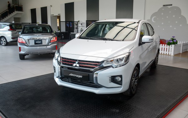 Xe sedan dưới 600 triệu tại Việt Nam đua giảm giá, ưu đãi lệ phí trước bạ Xe sedan dưới 600 triệu tại Việt Nam đua giảm giá, ưu đãi lệ phí trước bạ