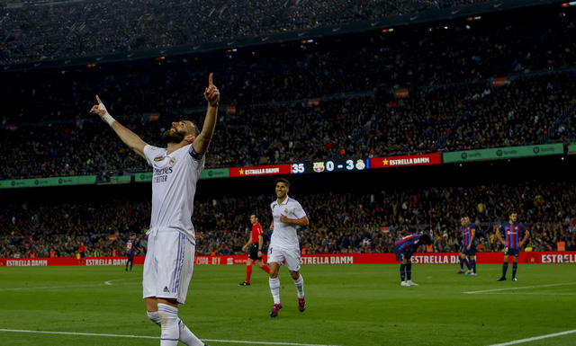 Xavi lên tiếng sau thất bại 0-4 trước Real Madrid trên sân nhà Camp Nou