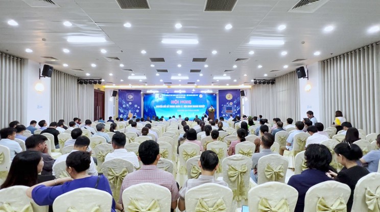 Base cùng doanh nghiệp KKT Dung Quất thúc đẩy chuyển đổi số trong quản lý, vận hành tổ chức Base cùng doanh nghiệp KKT Dung Quất thúc đẩy chuyển đổi số trong quản lý, vận hành tổ chức